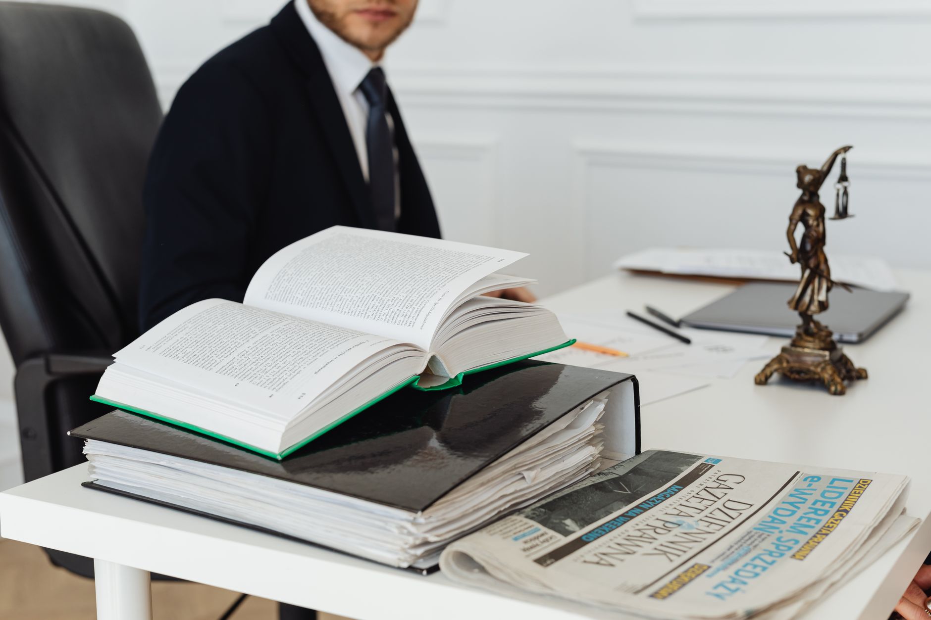 Avocat Paris 1